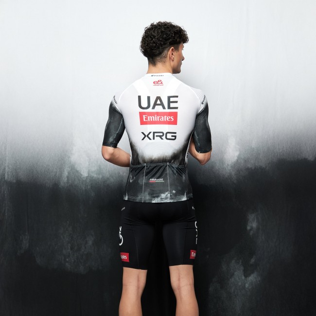 Heren Fietskleding UAE Team Emirates 2025 Pissei Magistrale Ultra-shirt Heren Fietskleding UAE Team Emirates 2025 Pissei Magistrale Ultra-shirt
